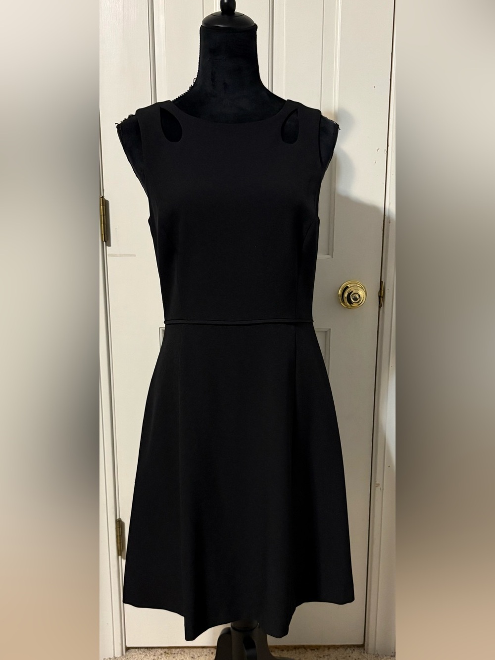 TAHARI Black Sleeveless A-Line Dress With Neckline Cut-Outs